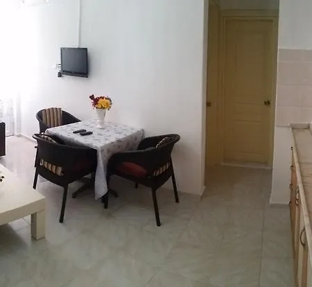 Goekmen Apartment Turunc